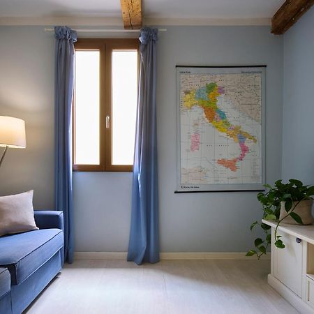 Panicale Blue Historic 1Br Stay Near Medici Chapels & Mercato Centrale Флоренція Екстер'єр фото